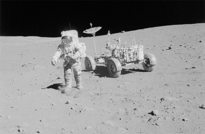 lunar-rover-13-130731