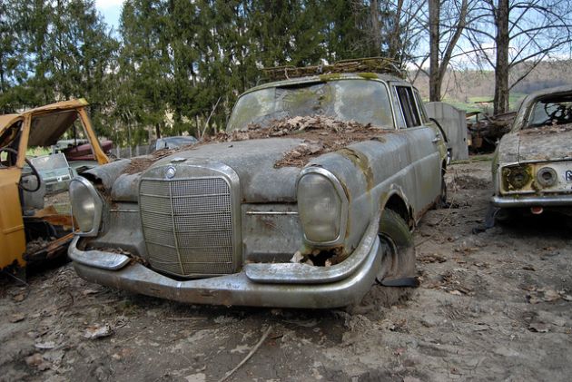 kaufdorf-car-graveyard-switzerland-12