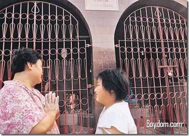 Chinese Kali Temple, (Noodles are Prasad), Tangra, Kolkata-Amazing and Unusual Hindu Temples in India