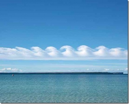 Kelvin-Helmholtz-Cloud-Formations-Spectacular and Rare Natural Phenomenon