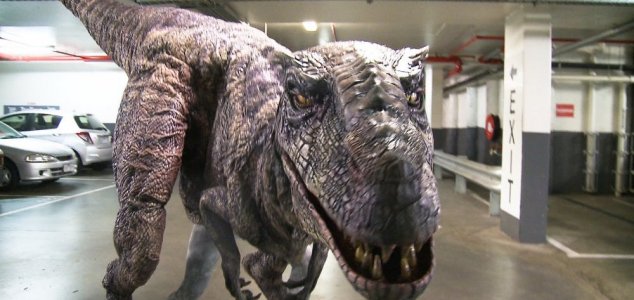 Pranksters deploy ultra-realistic dinosaur